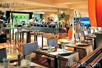 Royal Orchid Sheraton Hotel 18